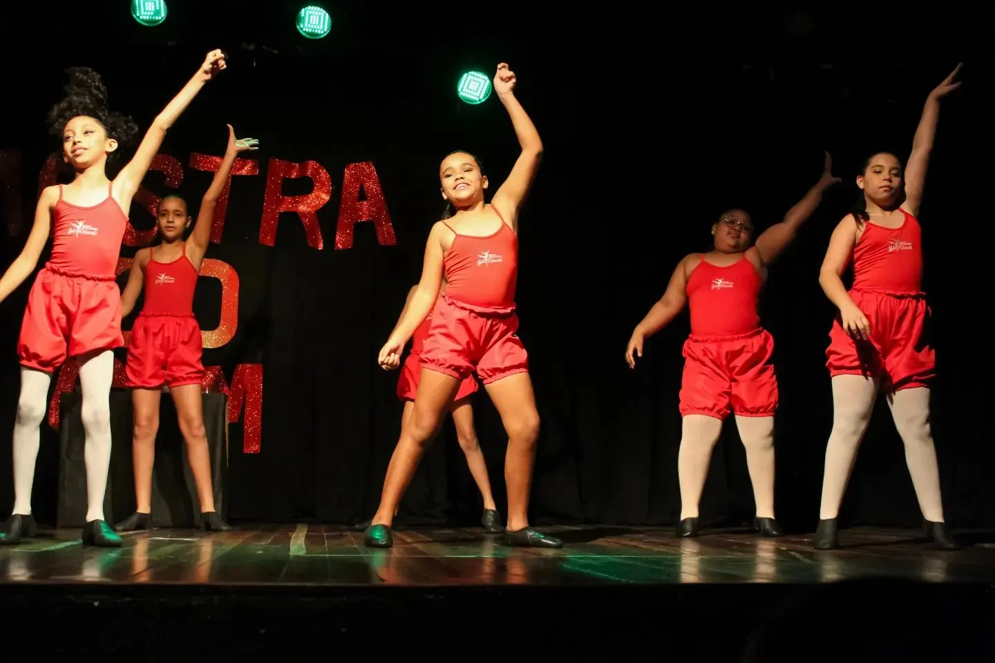 apresentação de jazz infantil